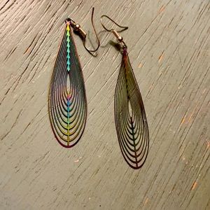 Mermaid earrings! Very ethereal!🧚🏻‍♂️🌈✨